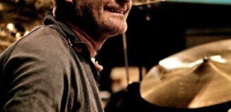 Phil Collins Vom Genesis-Drummer zur Solo-Ikone – Wie hoch ist sein Vermögen