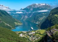 Eine Kreuzfahrt durch die Fjorde Norwegens: Ein unvergessliches Abenteuer - Geirangerfjord, Norwegen