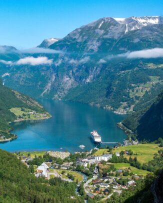 Eine Kreuzfahrt durch die Fjorde Norwegens: Ein unvergessliches Abenteuer - Geirangerfjord, Norwegen